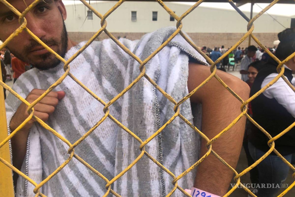 A los 10 años empecé a trabajar y a eso vengo, dice miembro de la Caravana Migrante que llegó a Coahuila