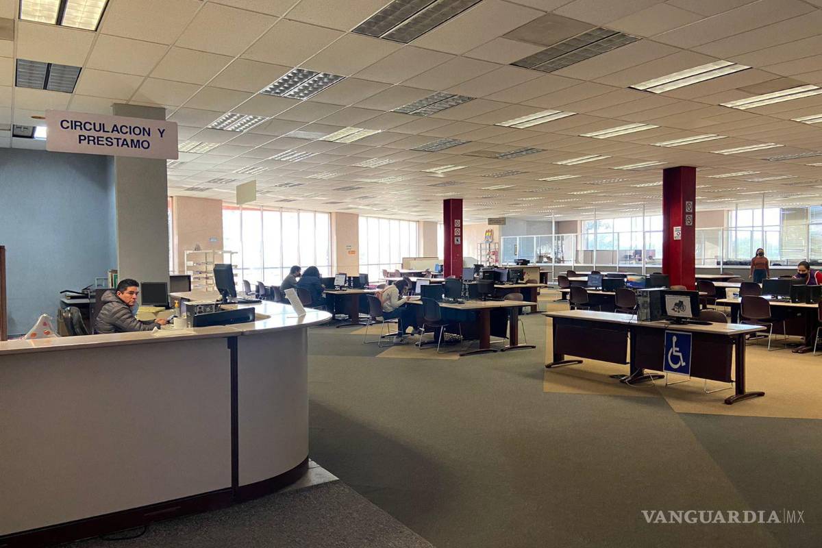 Felices 25 años: sobrevive Infoteca Central de la UAdeC en Monclova, por uso que algunos alumnos le dan