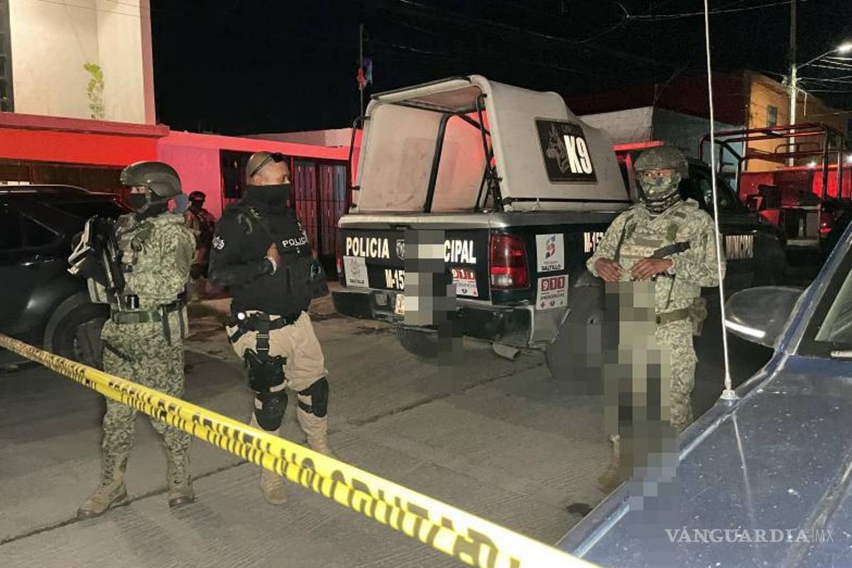 $!En Mirasierra, el cateo concluyó sin hallazgos, pero dejó daños en la vivienda intervenida por las autoridades.