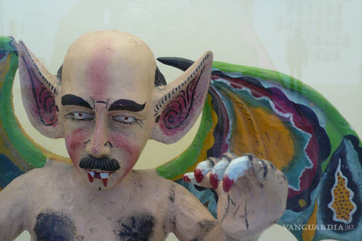 $!El tazo maldito de "Elvira", 'El Chupacabras' y otras leyendas urbanas virales... ¡antes de las redes sociales!