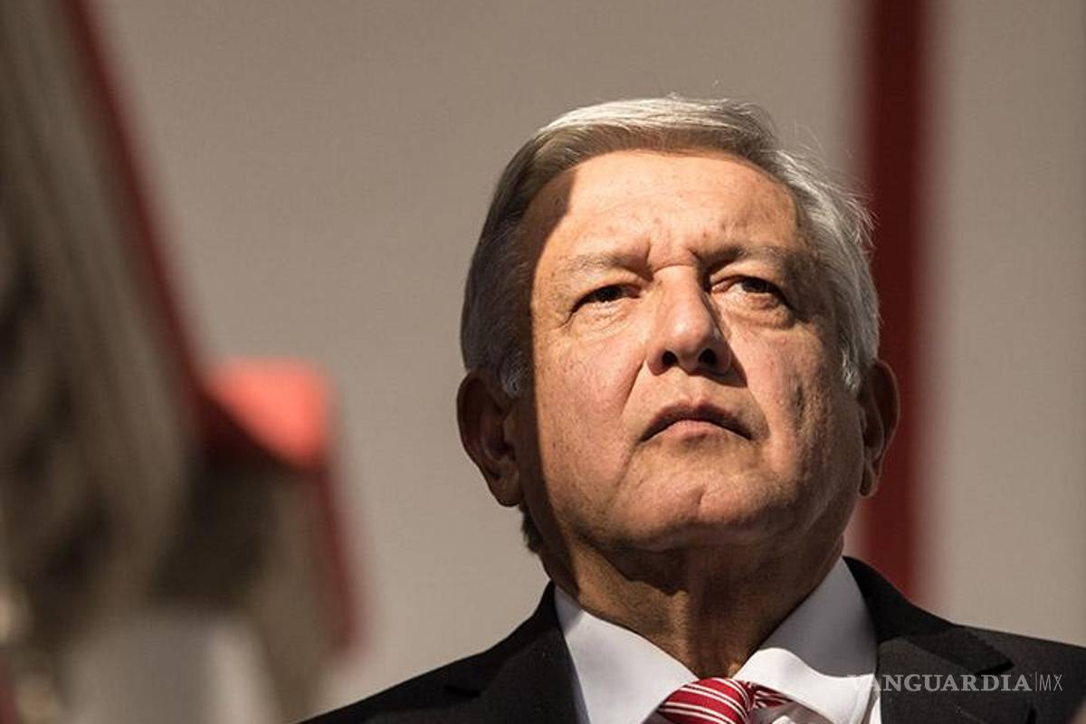 Empresarios respaldan propuesta de López Obrador de reducir salarios a funcionarios