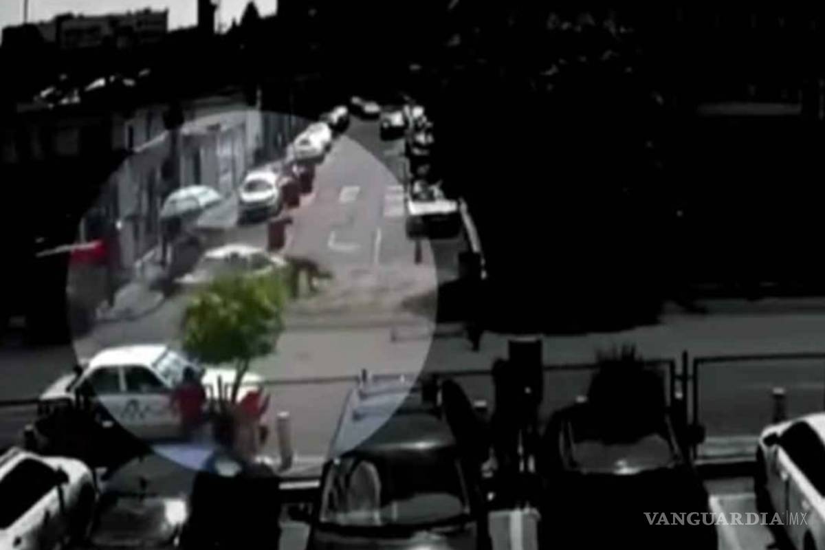 Atropella taxista a mujer policía para evitar ser multado