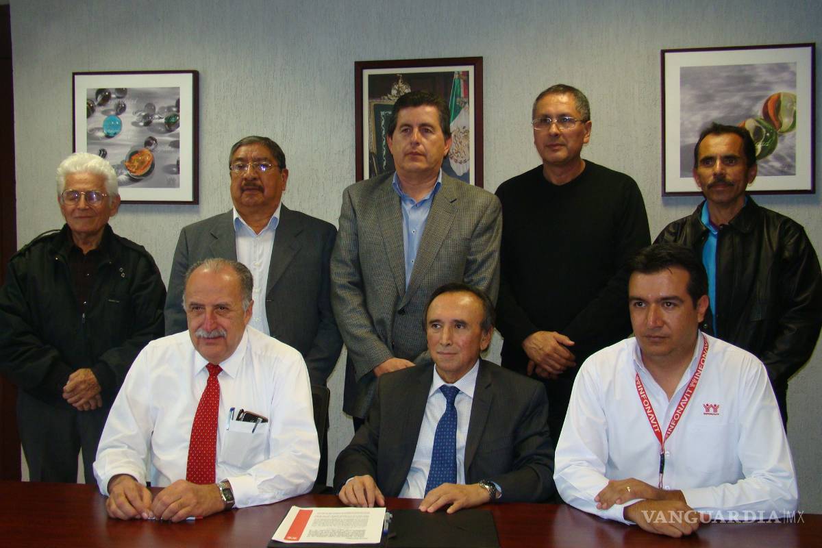 Infonavit invita a empresas a regularizarse