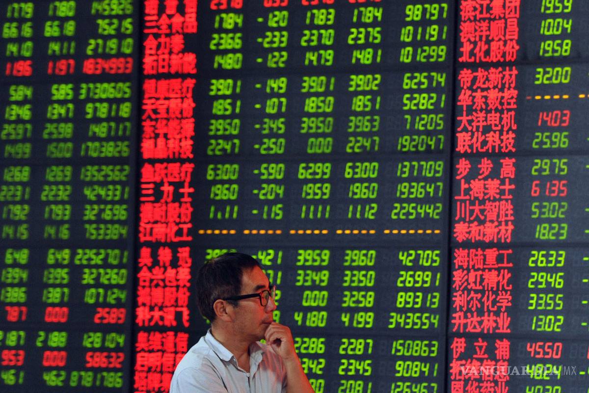 ¿Por qué se desplomaron las bolsas de valores chinas?