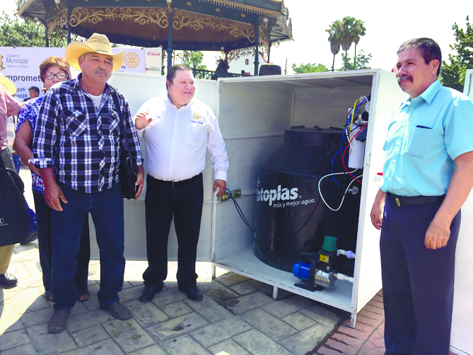 Rotarios de Ramos Arizpe entregan plantas potabilizadoras para 20 escuelas