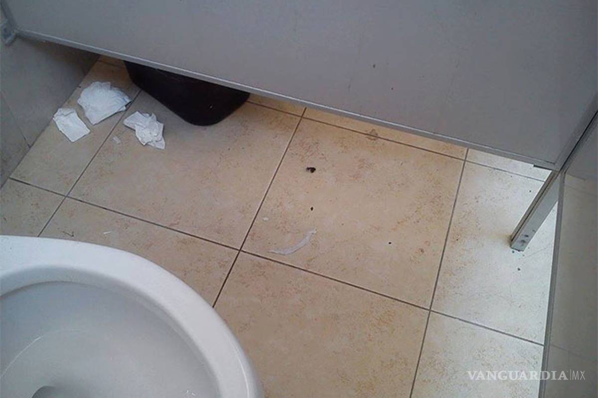 Denuncian caso de abuso sexual en baño de la UNAM