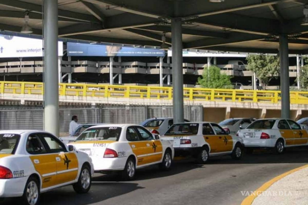 Taxistas rechazan que Uber opere en el AICM