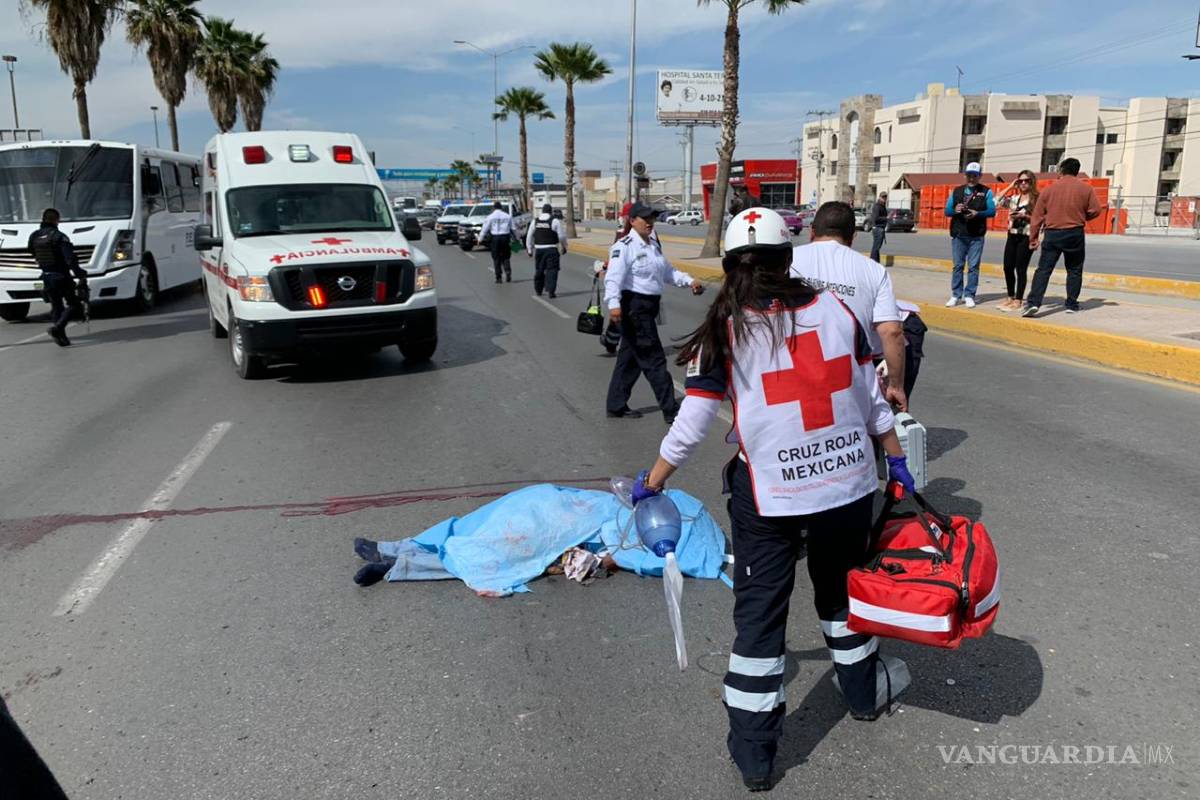 Muere hombre arrollado frente a plaza comercial de Saltillo