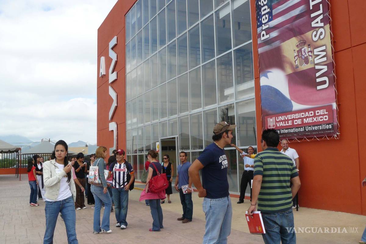 Acepta UVM retraso en entrega de títulos; ofrece disculpas a egresados en Saltillo