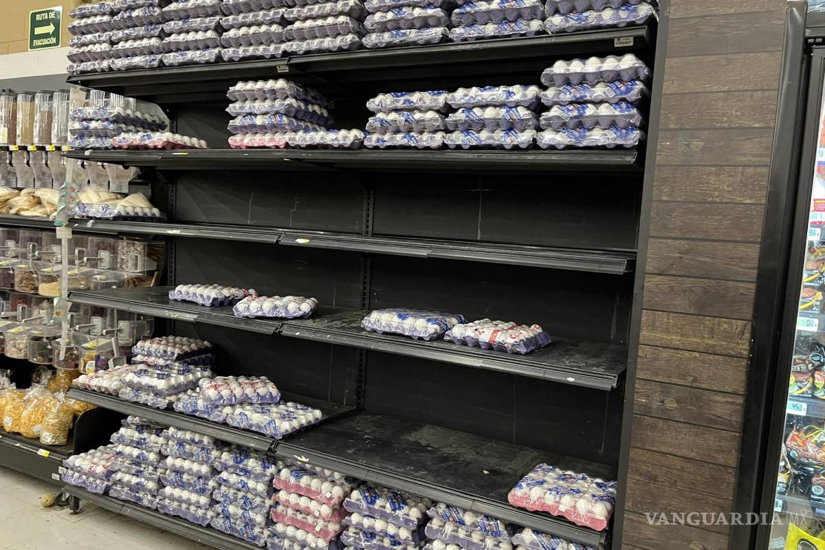 $!Anaqueles vacíos en Culiacán.