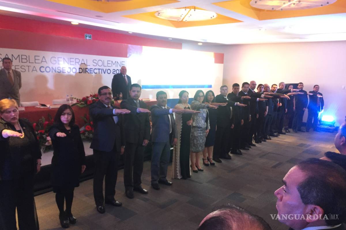 Toman protesta a nueva directiva