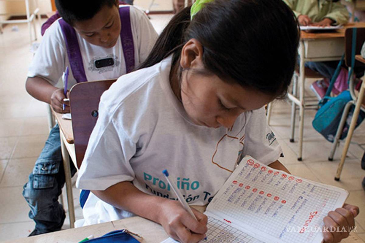 Mexicanos no ven cambios con la reforma educativa, asegura encuesta