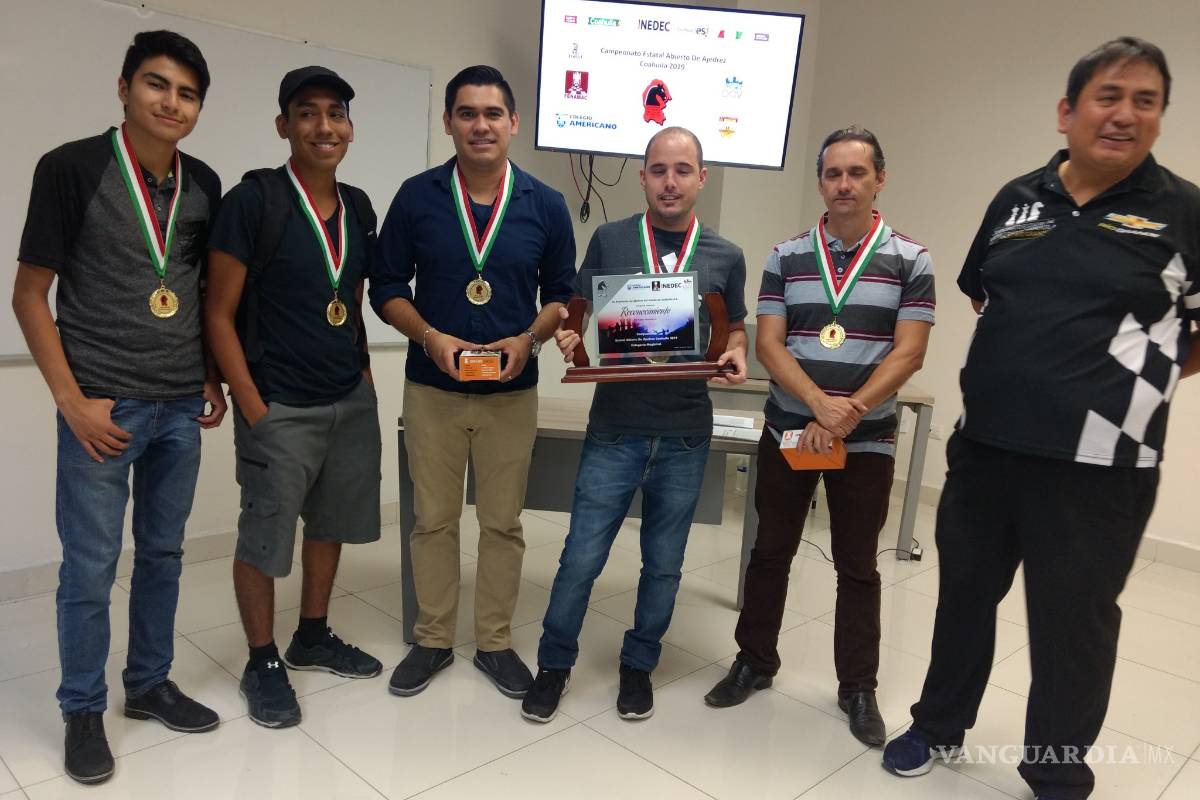 Amos de la estrategia en Estatal de Ajedrez