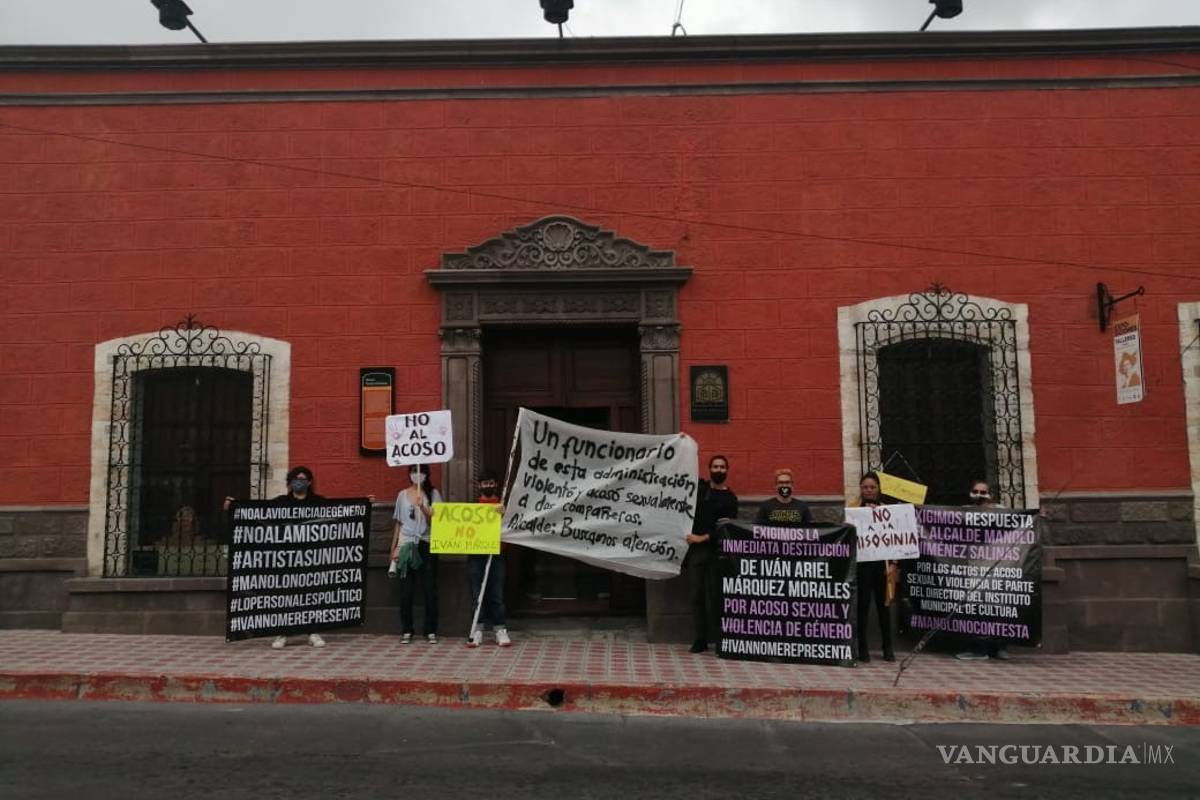 $!Artistas salen a la calle; continúa exigencia de destitución de Iván Márquez