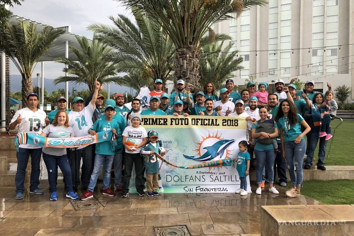 Los Dolphins de Saltillo están listos para su foto anual