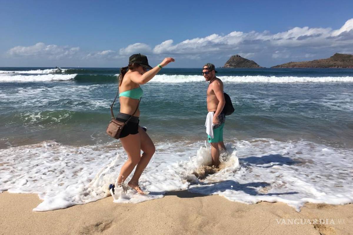 ¿La playa nudista más grande del mundo en Sinaloa?, diputado de Morena lo propone