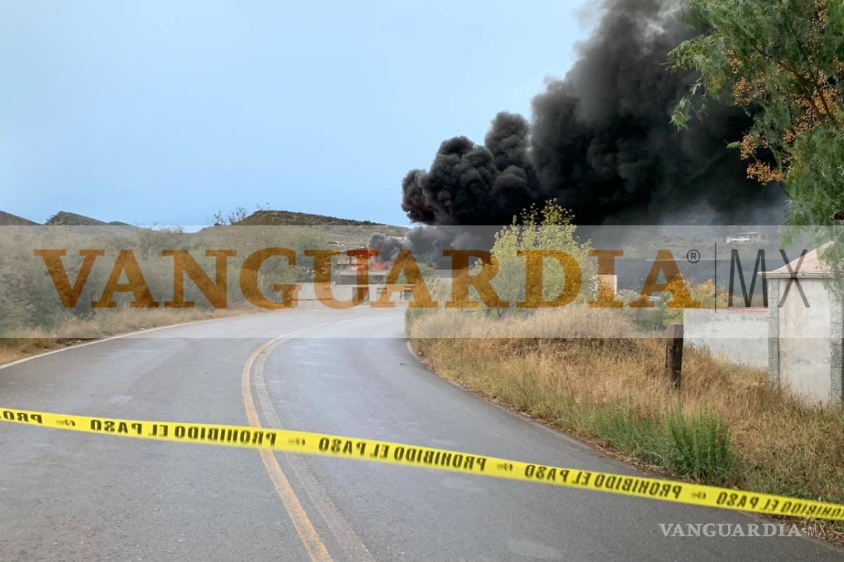 $!Explotan tanques de gas en ejido de Coahuila y provocan incendio