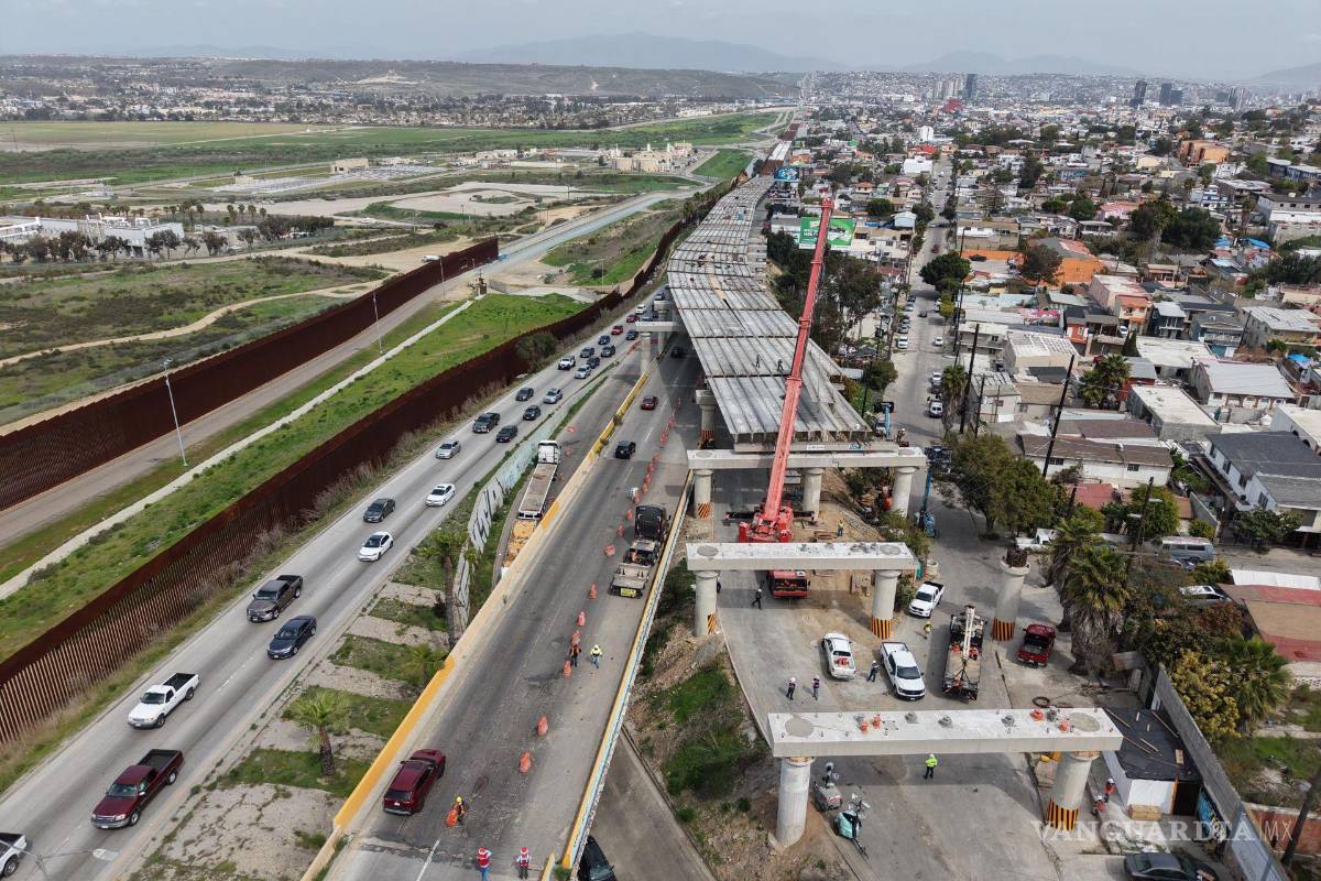Cierra EU sus fronteras al tráfico de autos chuecos