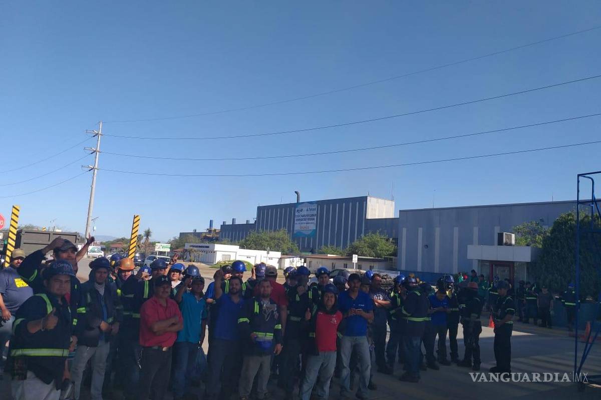 Sindicato minero realiza paro de labores en Teksid