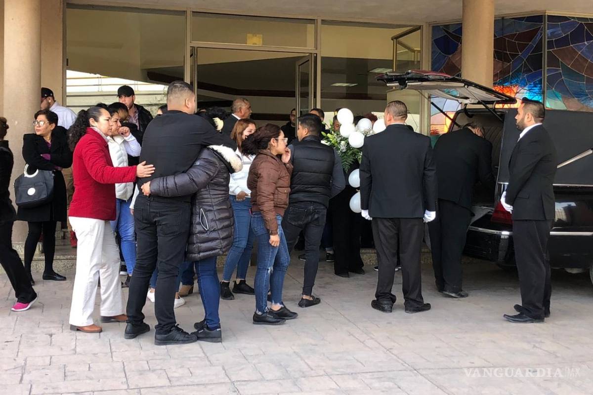 Dan último adiós al niño José Ángel en Torreón