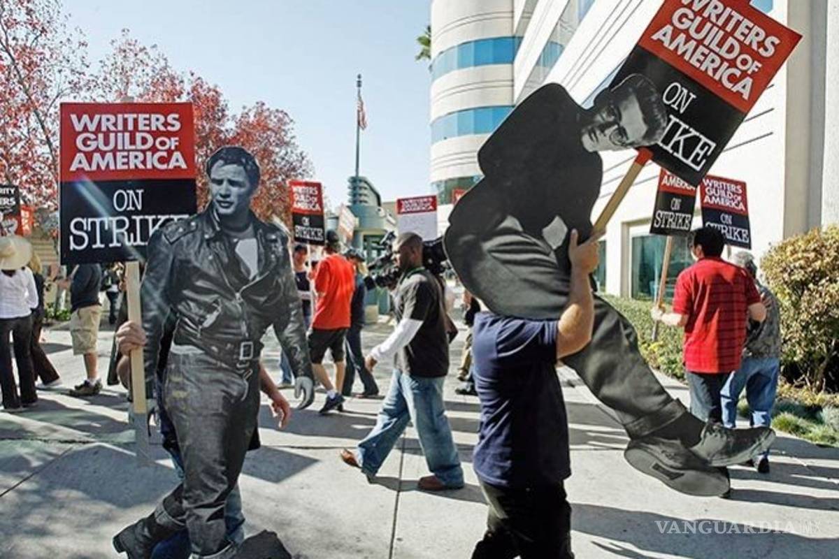 Guionistas de TV y cine de Estados Unidos amenazan con huelga