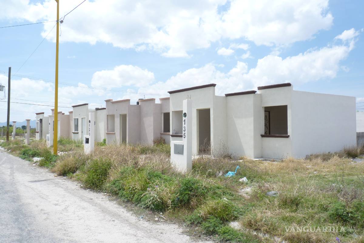 Quiere Antorcha Campesina que Infonavit les venda casas en Coahuila en menos de 100 mil pesos