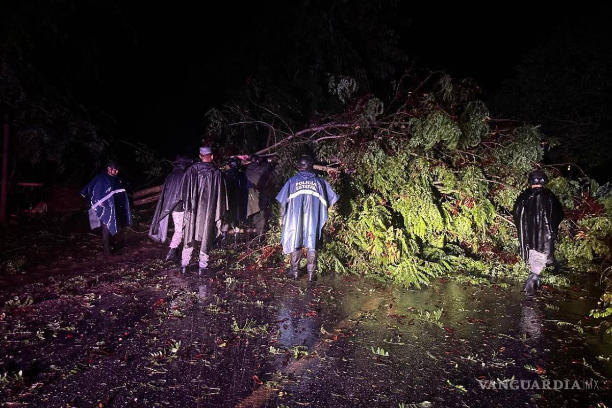 Así golpeó el Huracán John a México como categoría 3 en las costas de guerrero y Oaxaca (videos)