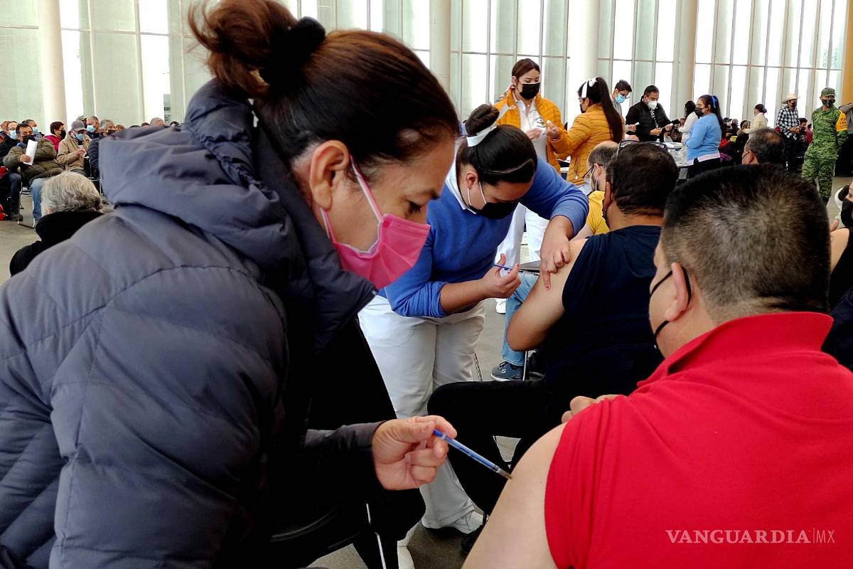 Casi todo mundo contraerá COVID; ‘será menos grave’ por vacunas: Tony Fauci