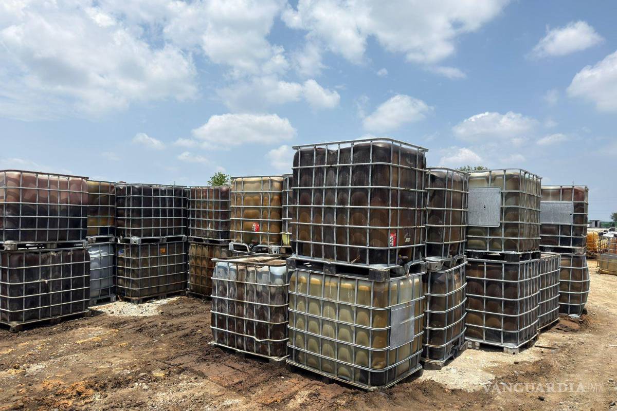 Golpe al huachicol: asegura FGR 5 mil litros de hidrocarburo en predio en Nuevo León