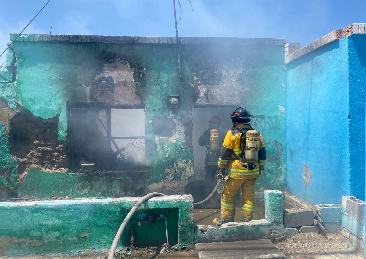 Se incendia casa en Ramos Arizpe