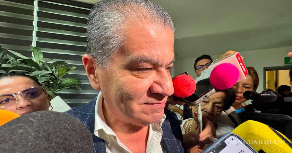 Torreón: evalúa Miguel Riquelme reajustes en su gabinete tras avance en la inspección de dependencias