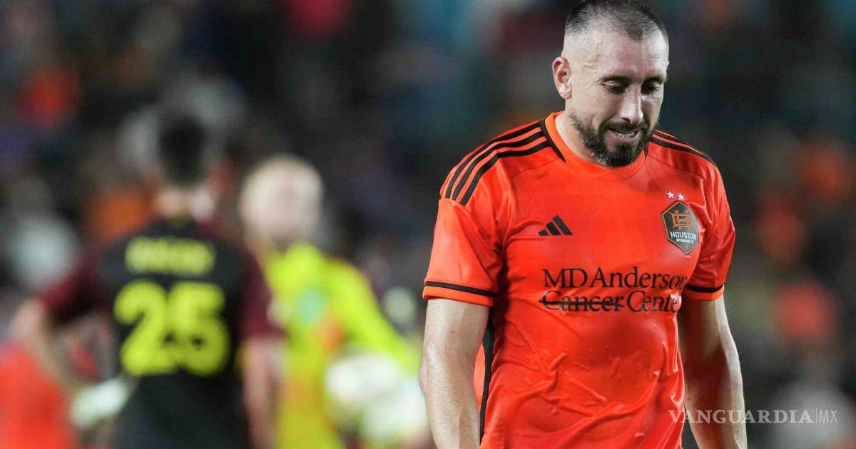 Héctor Herrera vuelve a enloquecer y acaba expulsado por violento en partido contra Kansas City