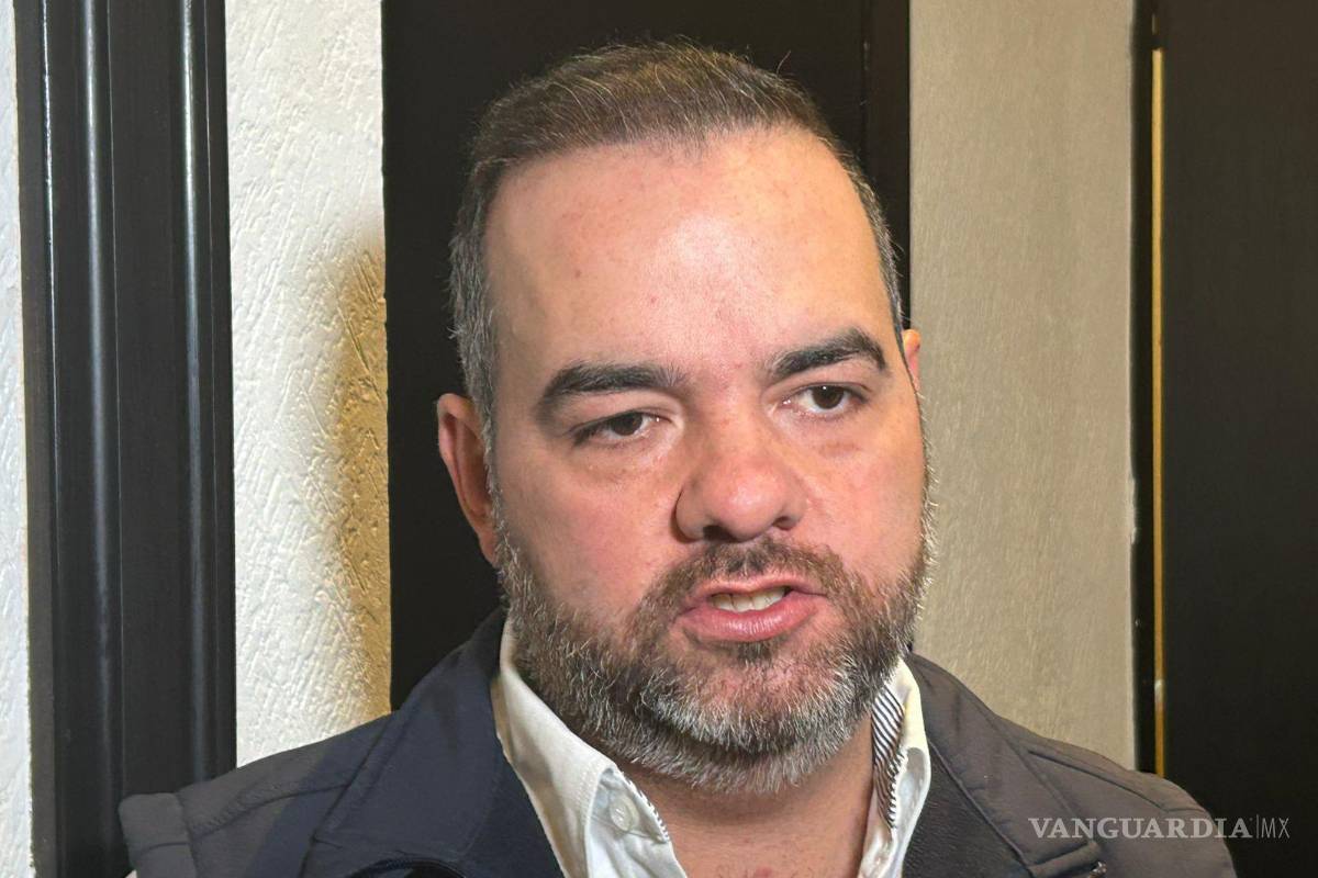 $!El gerente general del organismo operador, Eduardo Campos Villarreal, da cuenta del tema de adeudos.