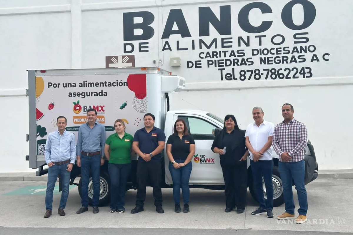 Entrega camión la Fundación del Empresariado Coahuilense a Cáritas de Piedras Negras