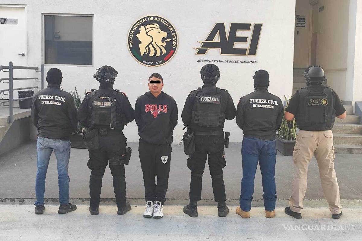 Joven de 21 años es detenido en posesión de 100 dosis de droga, en Nuevo León