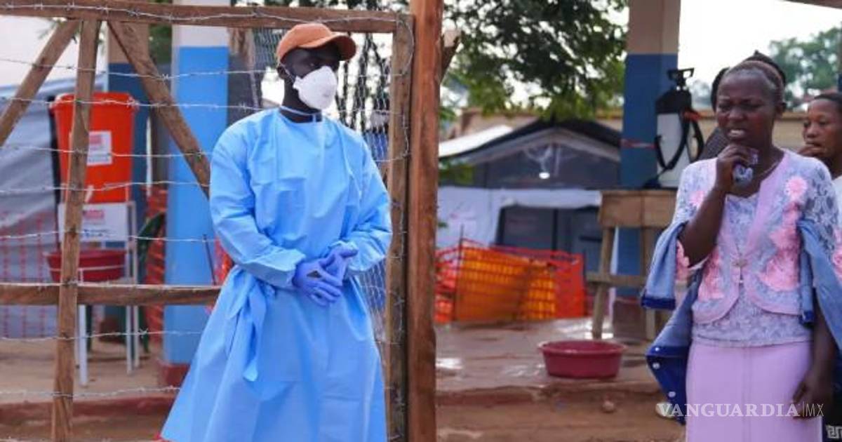Más trabajadores sanitarios se declaran en huelga mientras los casos de ébola en el Congo se acercan a los 3 mil, incluyendo más de mil 300 muertes