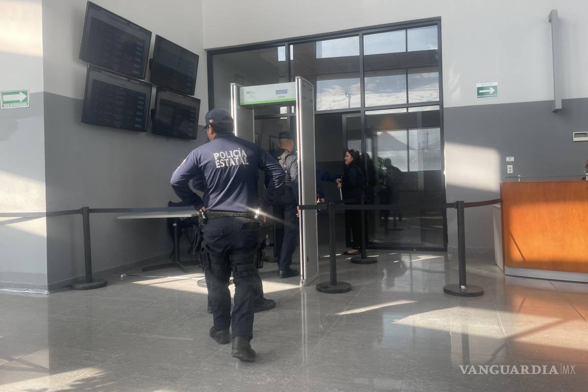 Realizan operativo para trasladar a secuestradores, en Saltillo