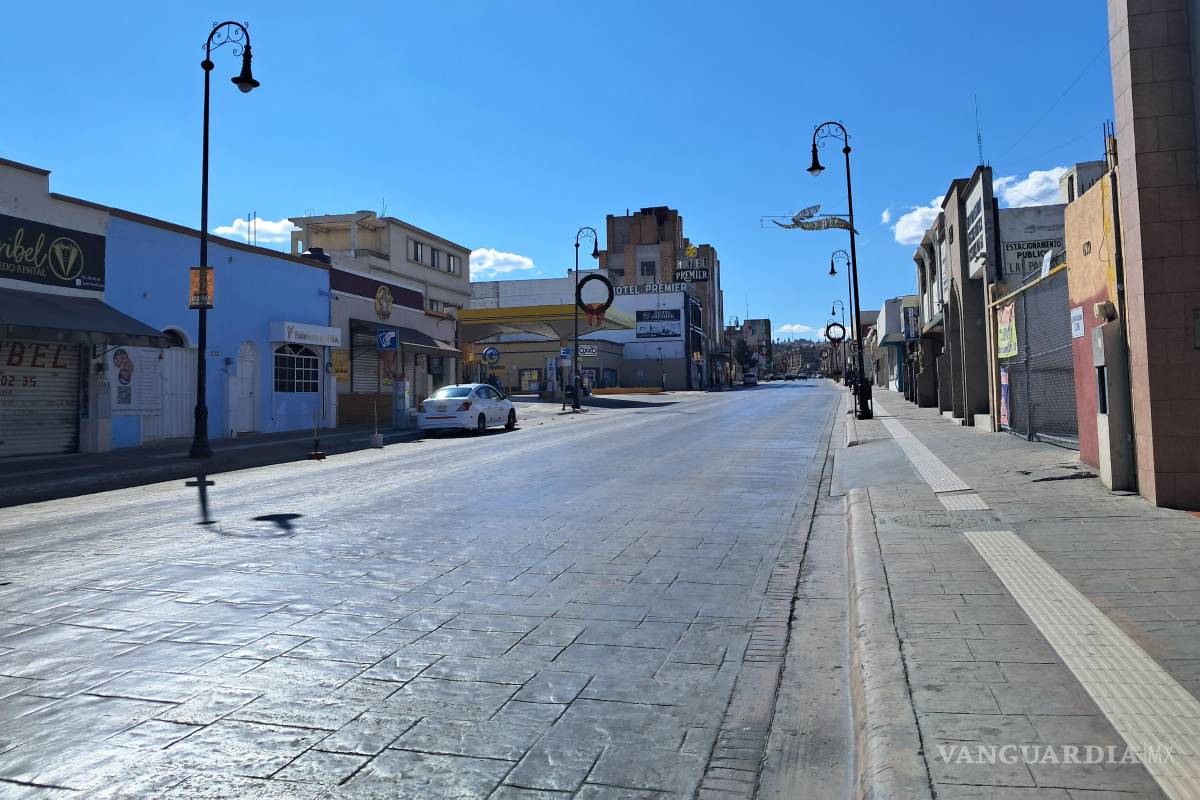 $!El ambiente en el primer cuadro de la ciudad fue tranquilo, sin aglomeraciones, propio de la celebración navideña.