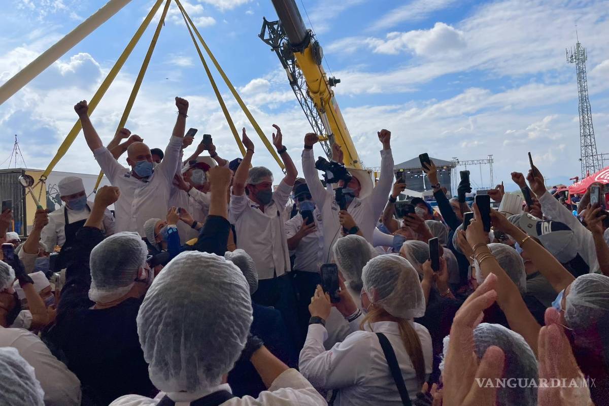 $!Más de 200 empresas de la región participaron en la histórica preparación gastronómica.