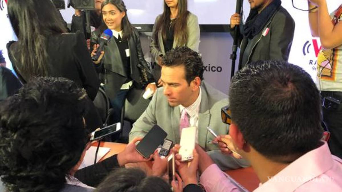 Carlos Loret de Mola se incorpora a W Radio