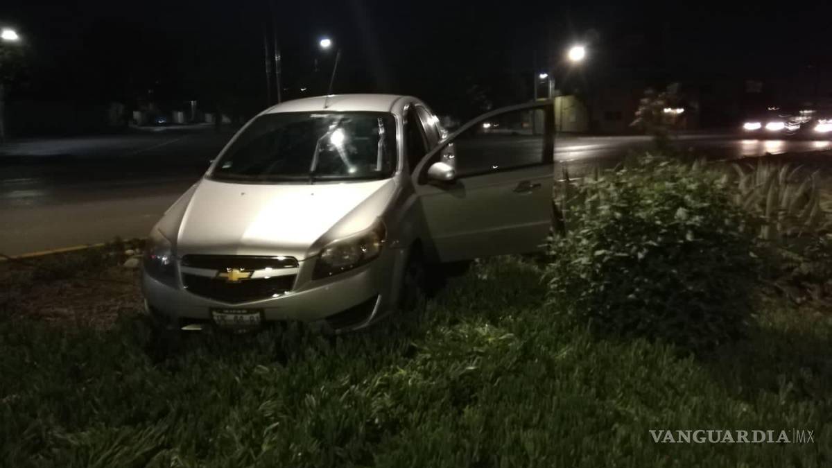 Termina en las jardineras del Venustiano Carranza, en Saltillo; le saldrá caro