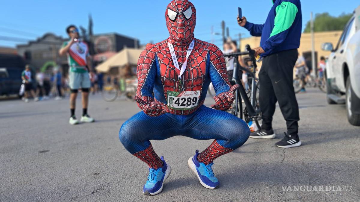 Spider-Man corre el 21K Coahuila 2026 en Saltillo para inspirar a los niños