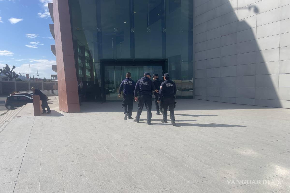 Realizan operativo para trasladar a secuestradores, en Saltillo