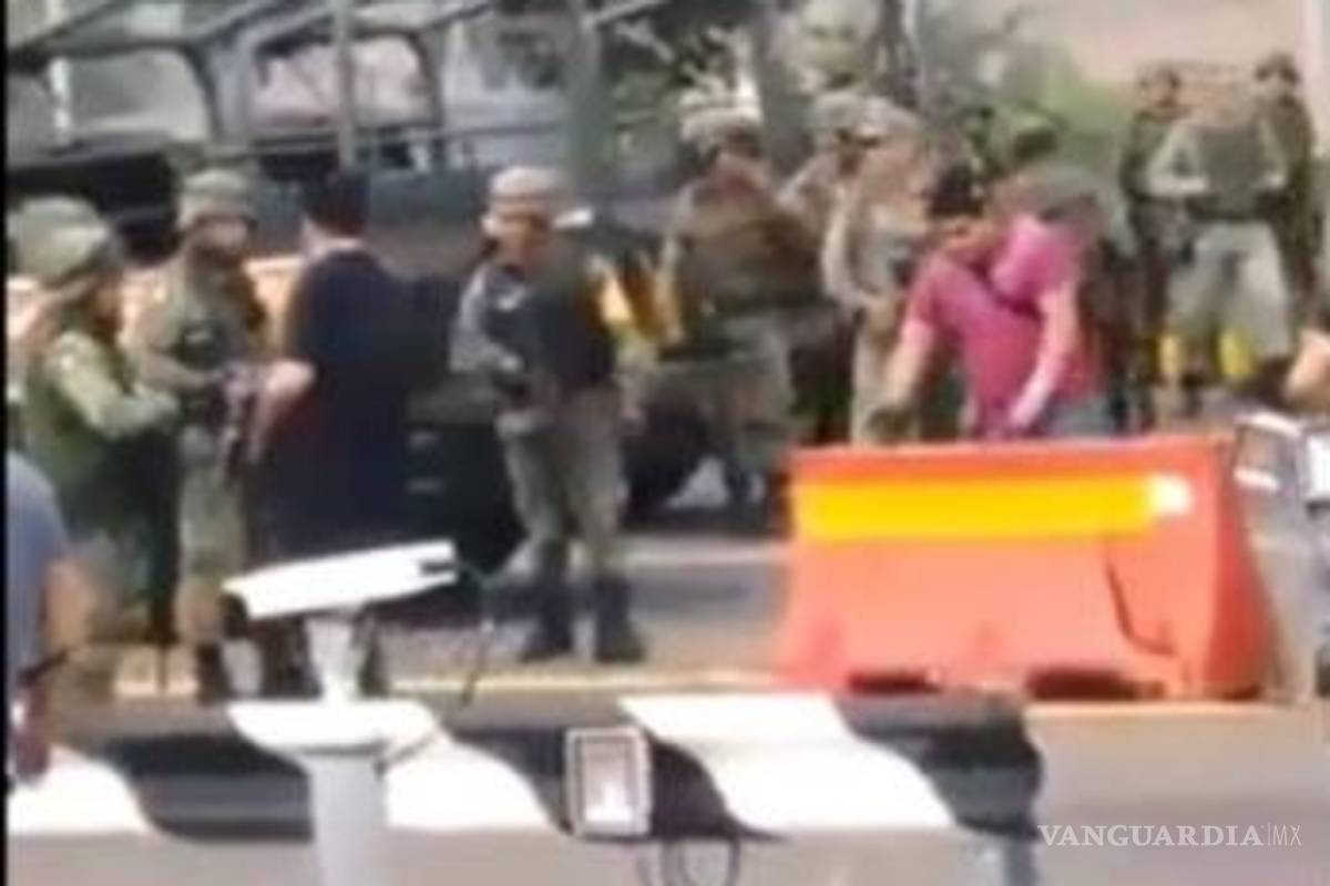 ¡Increíble!... militares y sicarios se saludan durante enfrentamientos en Culiacán (video)