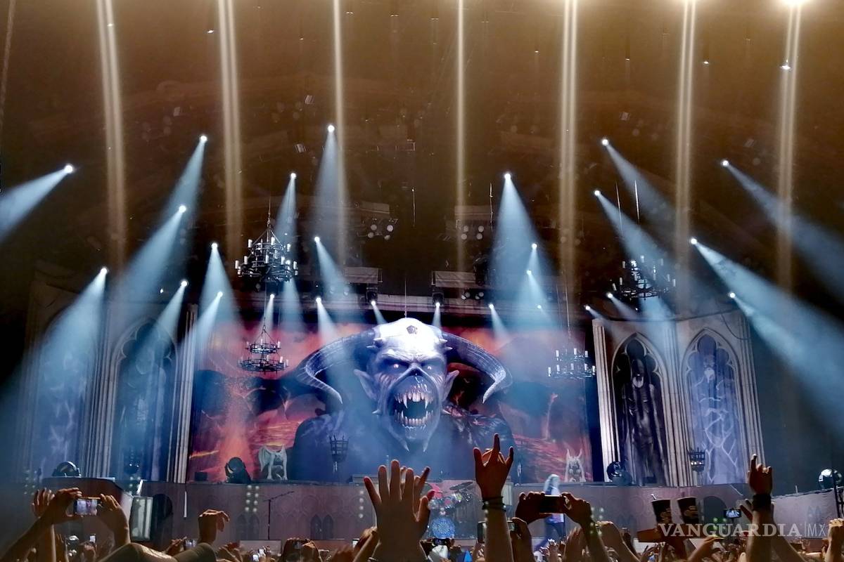 Iron Maiden desata todo su 'metal power' en la CDMX