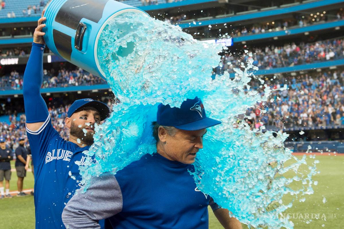 Azulejos y Astros festejan por igual, cada quien tiene sus razones
