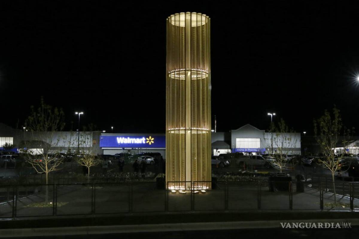 Inauguran monumento a víctimas de tiroteo en Walmart de El Paso