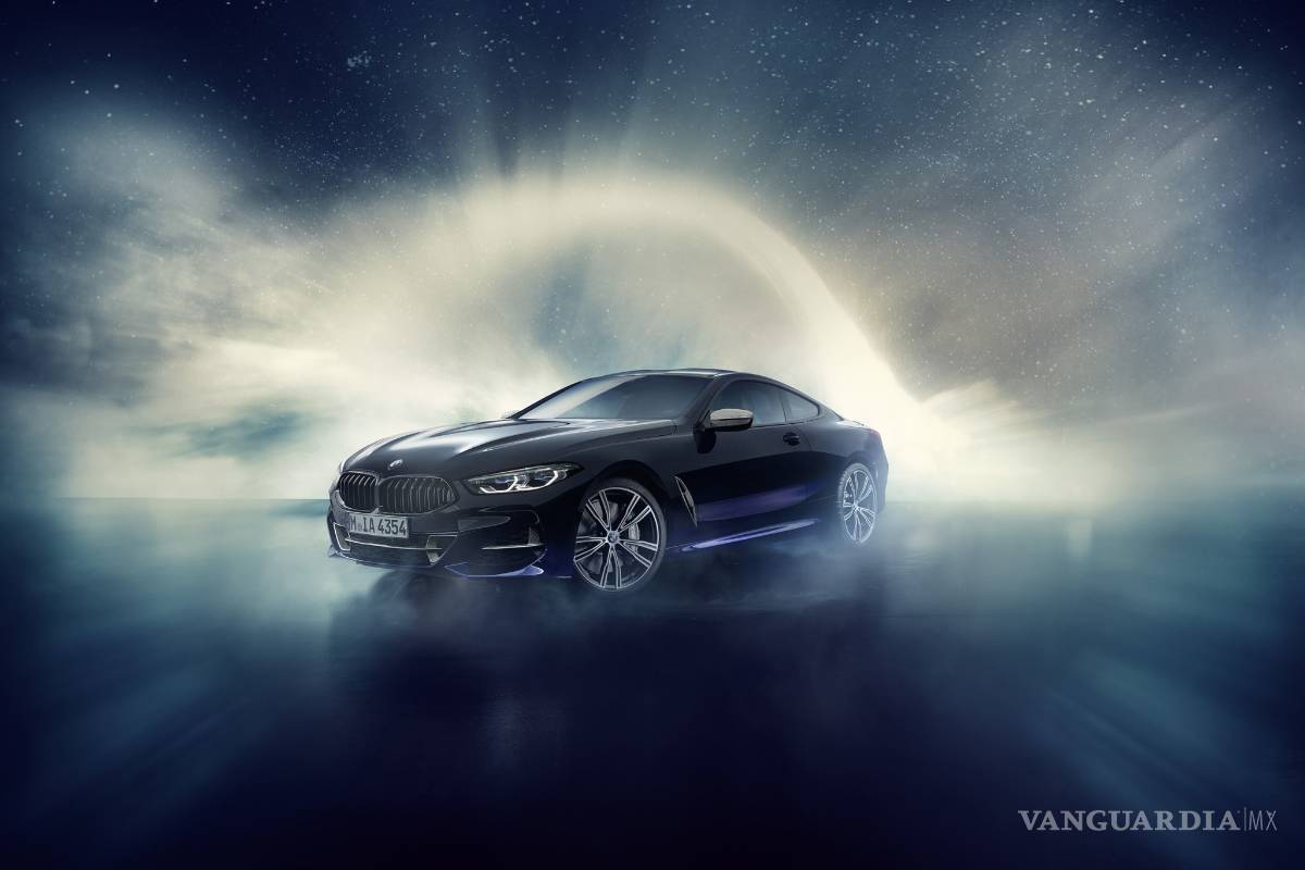 BMW lleva los acabados e interiores a otro nivel, con meteoritos