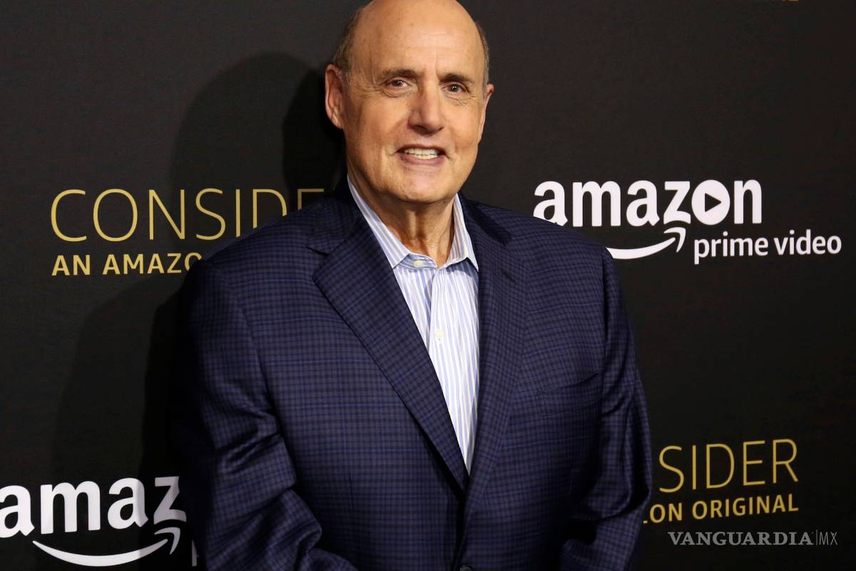 Abandona Jeffrey Tambor la serie Transparent tras acusaciones de acoso sexual