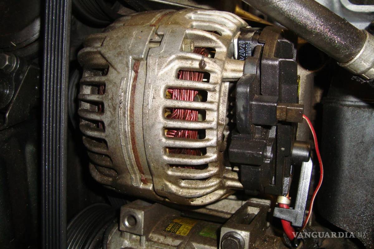 ¿Problemas con el alternador de tu coche?, checa cómo cambiarlo